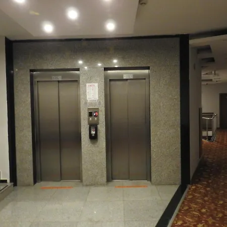 Town Otel