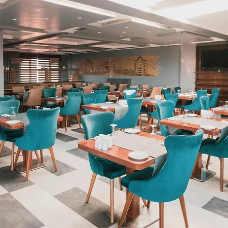 Town ホテル エスキシェヒル